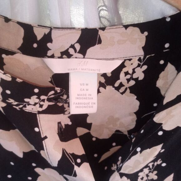 H&M Mama maternity blouse size medium ( box CV ) - Picture 3 of 3